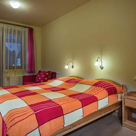 Privat Pod Lesom Apartment Pavčina Lehota