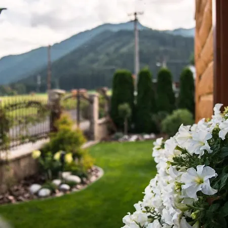 Privat Pod Lesom * Pavčina Lehota