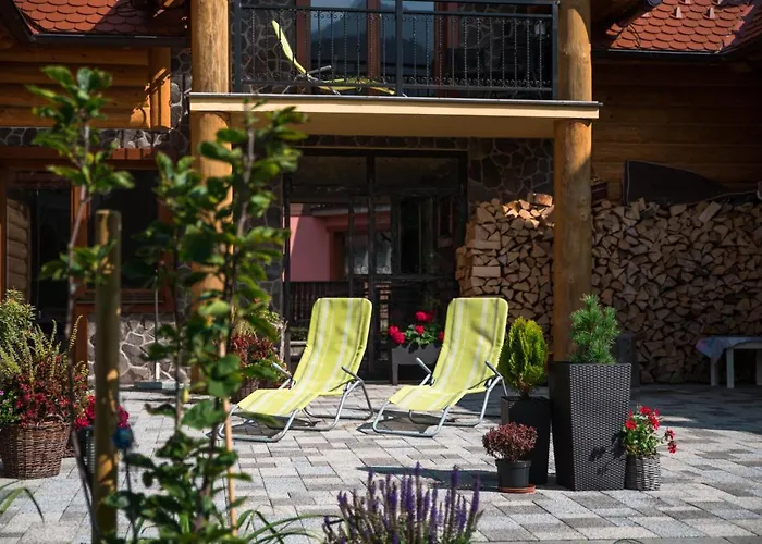 里森私家宾馆 *